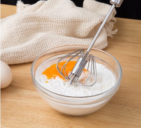 🥄 50% DE DESCONTO – Batedor Semi-Automático em Aço Inoxidável | Prático, eficiente & fácil de limpar