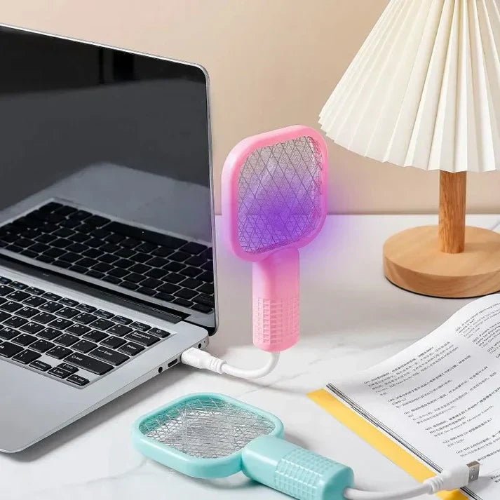 🦟 50% DE DESCONTO – Raquete Elétrica 2 em 1 com Lâmpada Atrai Mosquitos | USB, portátil & eficaz 🚫