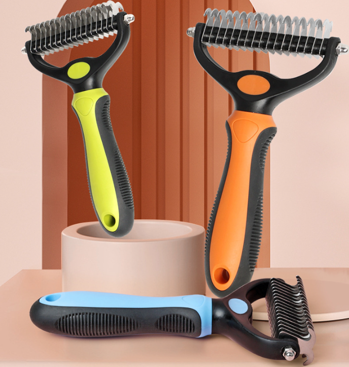 🐾 50% DE DESCONTO – Escova Profissional para Desembaraçar Cães e Gatos | Remove nós suavemente, cuida do pelo & fácil de usar