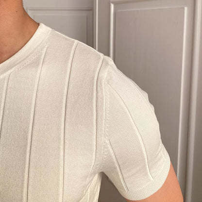 👕 50% DE DESCONTO – Suéter Masculino de Gola Redonda e Manga Curta com Estampa Torcida | Confortável, estiloso & ideal para o dia a dia