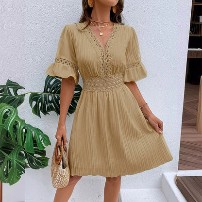 🔥 50% DE DESCONTO – SÓ HOJE 🔥 Vestido Feminino de Renda com Decote V | Feminino, Elegante e Perfeito para o Verão e Festas 👗✨