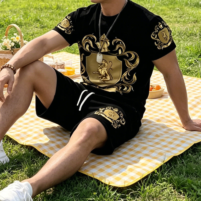 👕 50% DE DESCONTO – Conjunto Camiseta e Shorts Masculino | Estampa luxuosa, confortável & estilo verão