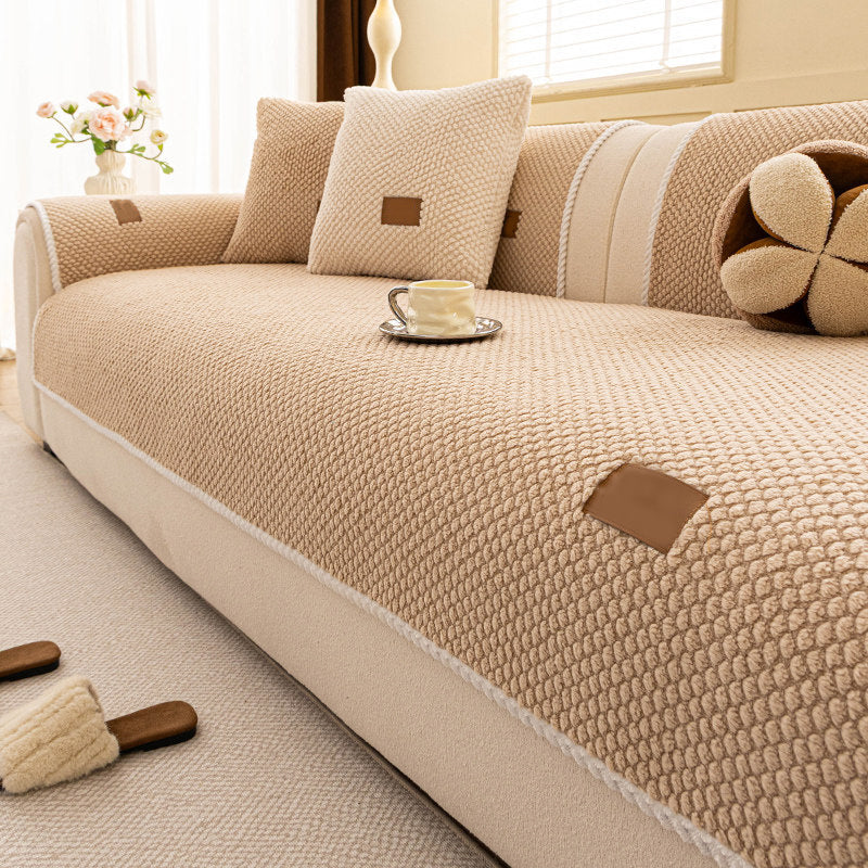 🛋️ 50% DE DESCONTO – Capa Antiderrapante para Sofá | Extra macia, lavável, resistente a arranhões & amiga dos pets 🐾