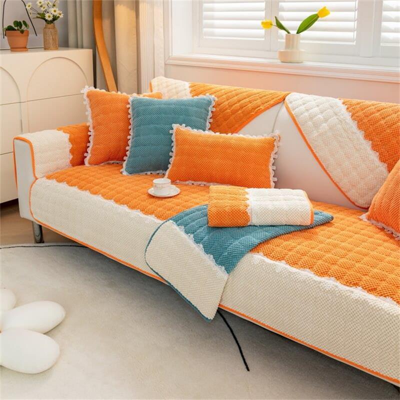 🛋️ 50% DE DESCONTO – Capa de Sofá em Moleskine com Bloco de Cores e Renda | Antiderrapante, decorativa & fácil de colocar ✨🧵